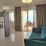 Appartamento Heated Swimming Pool, Stunning Sea View Terrace A7,