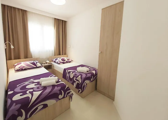 Apartment Heated Swimming Pool, Stunning Sea View Terrace A7, *